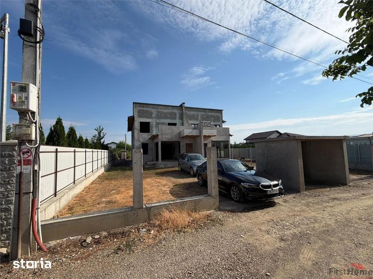 Casă cu 4 camere cu Teren 250 Mp în Vânători