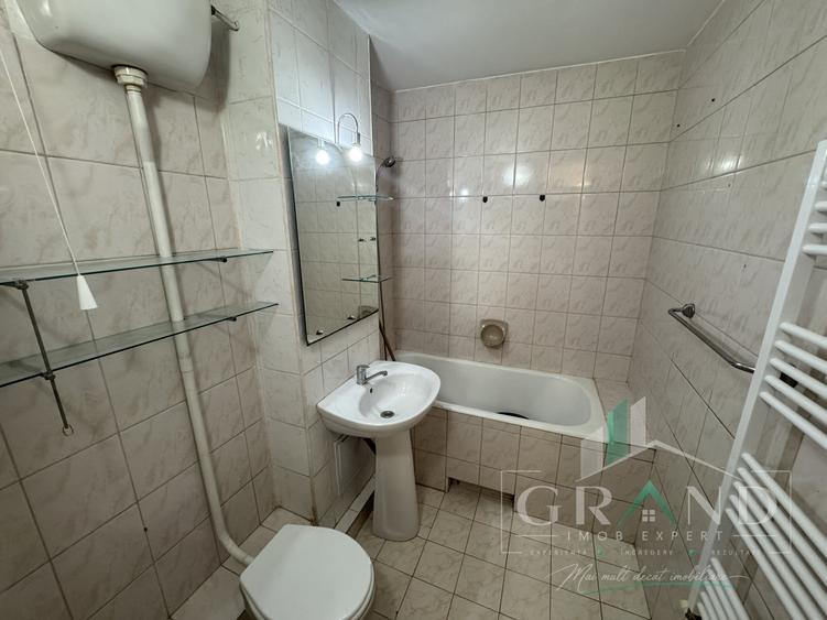 Apartament cu 4 camere decomandat, mobilat în Mănăștur