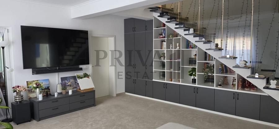 Duplex cu 4 camere cu Canalizare în Moșnița Nouă