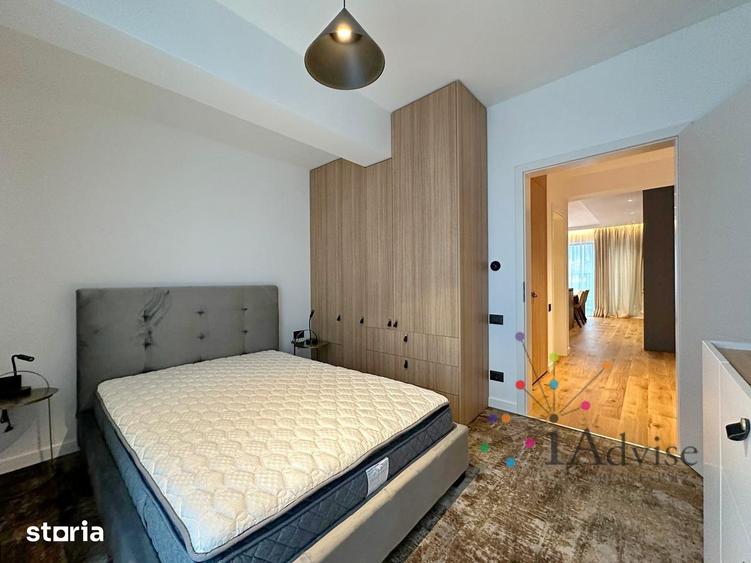 Apartament cu 3 camere decomandat în Centrul Istoric