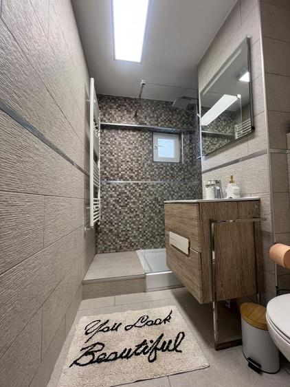 Apartament cu 4 camere în Central
