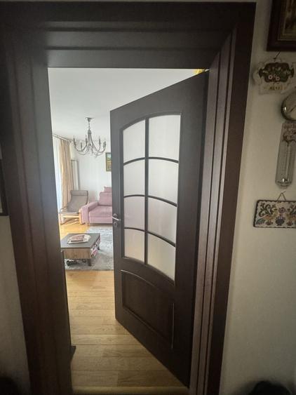 Apartament cu 2 camere decomandat în Titan