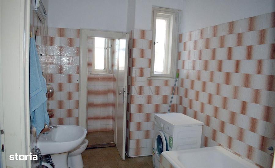 Apartament cu 4 camere decomandat în Elisabetin