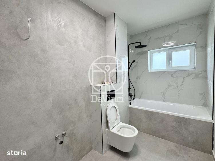 Apartament cu 3 camere decomandat în Cristian