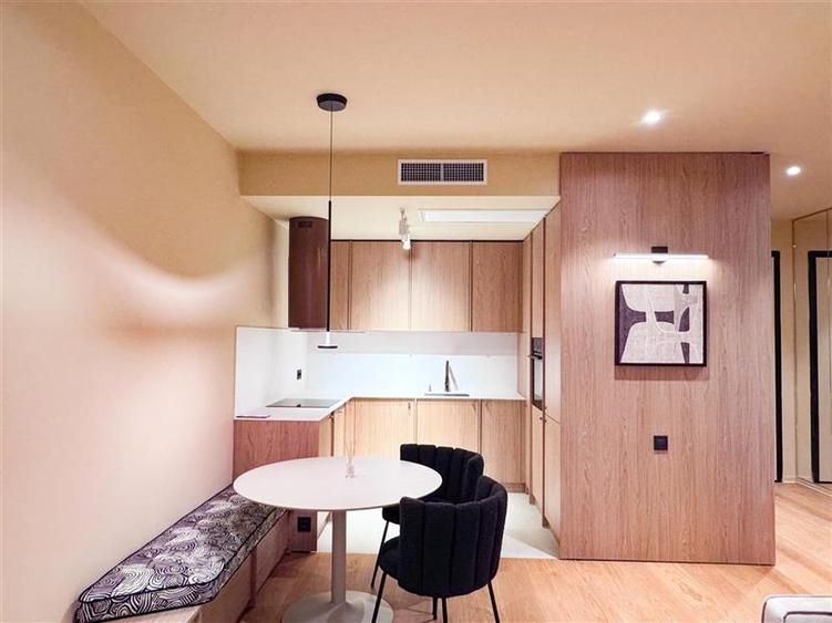 Apartament cu 2 camere decomandat, mobilat în Floreasca