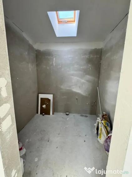 Casă cu 3 camere cu Teren 9000 Mp în Tăuții-Măgherăuș