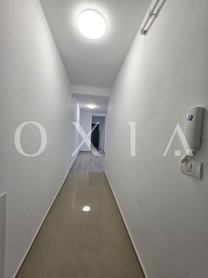 Apartament cu 3 camere semidecomandat în Giroc