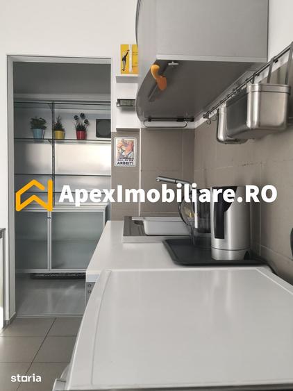 Apartament cu 3 camere decomandat în Gara de Nord