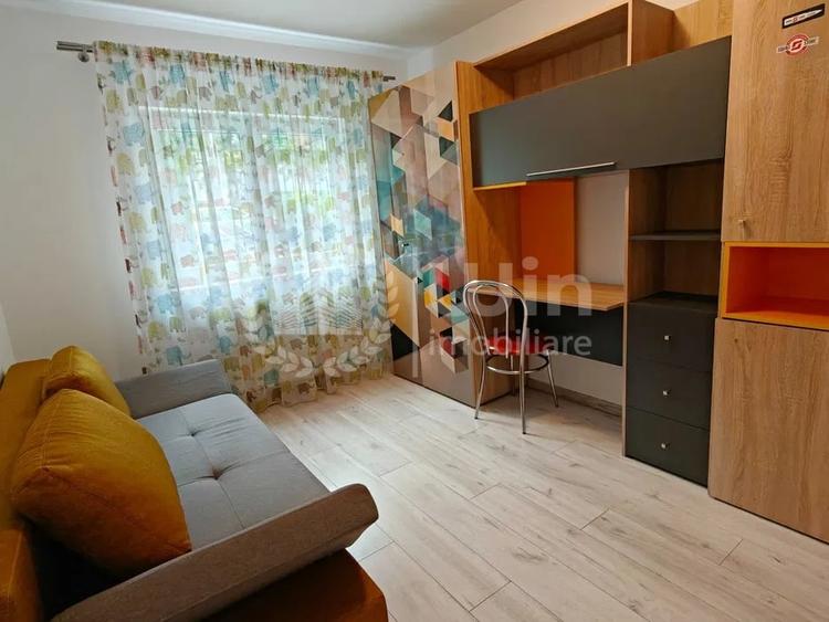 Apartament cu 3 camere decomandat, mobilat în Zorilor