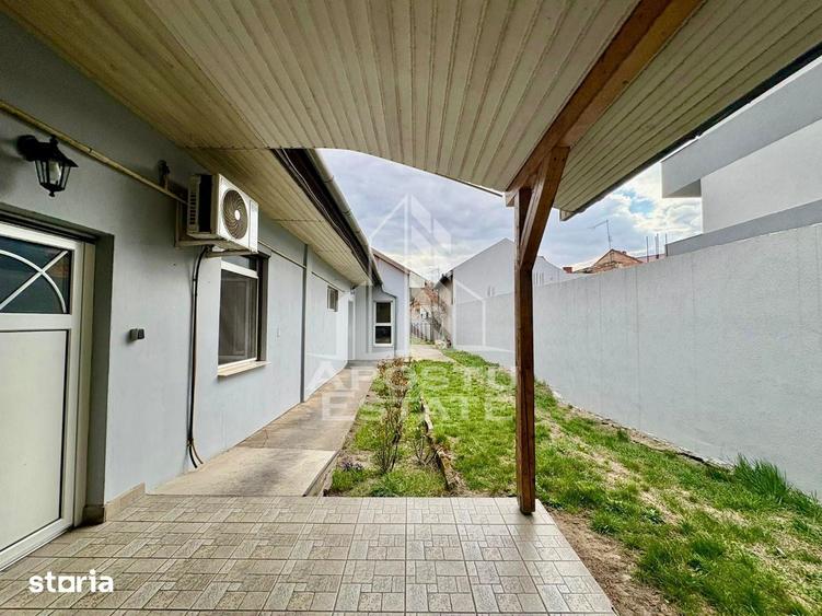 Casă cu 8 camere cu Teren 548 Mp în Fabric