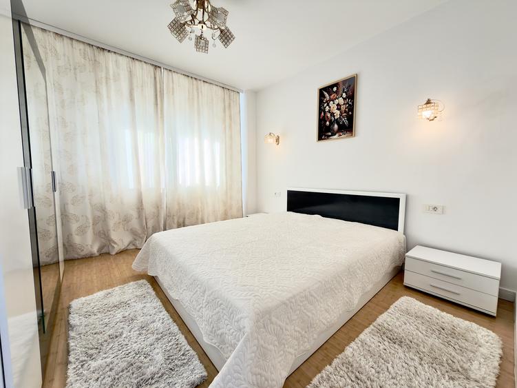 Apartament cu 3 camere semidecomandat, mobilat în Moșilor