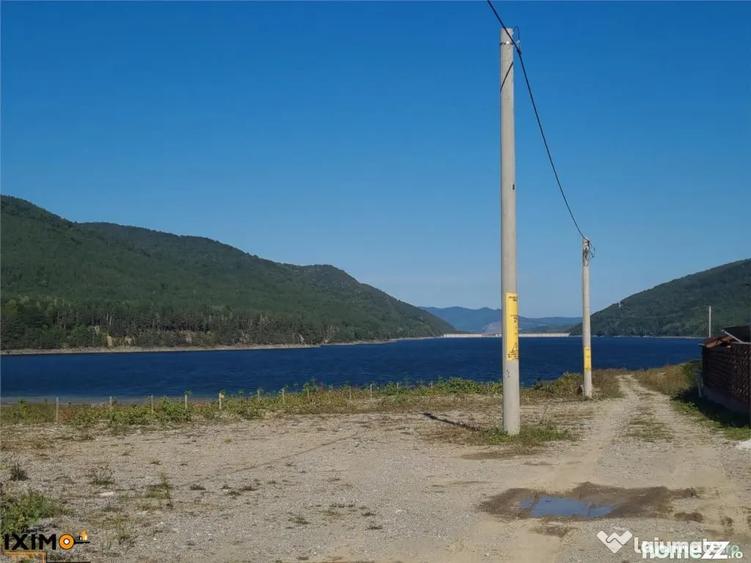 Teren de 6000 mp, în Central