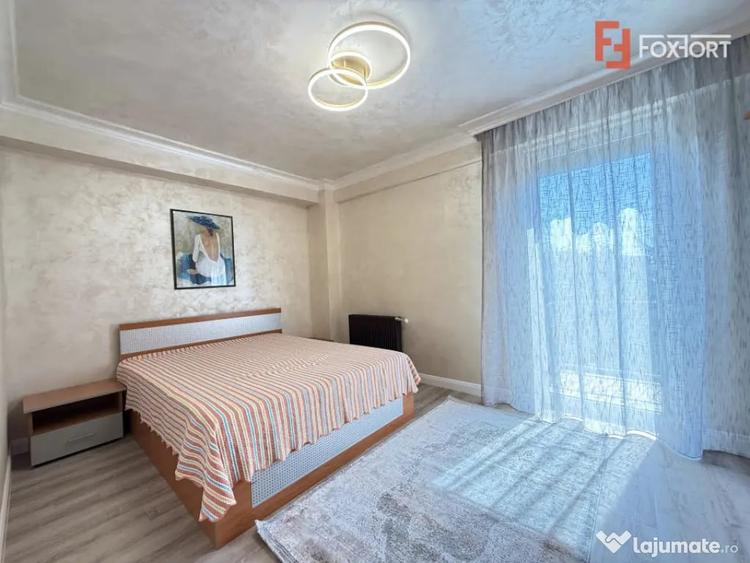 Apartament cu 2 camere decomandat în Lipovei