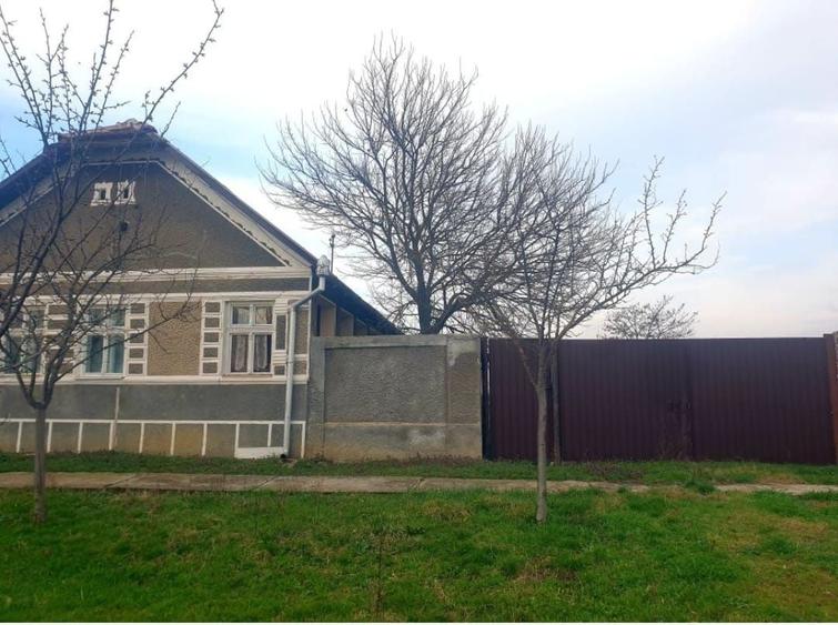 Casă cu 2 camere în Central