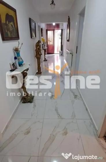 Casă cu 8 camere cu Teren 300 Mp în Lunca Cetățuii