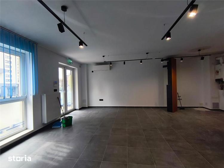 Spațiu comercial, de 62 mp, în Libertății
