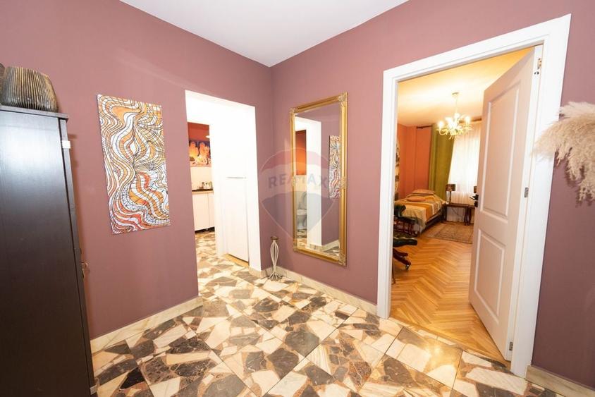 Apartament cu 3 camere, mobilat în 1 Mai