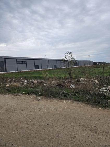 Spațiu industrial, de 565 mp, în Est