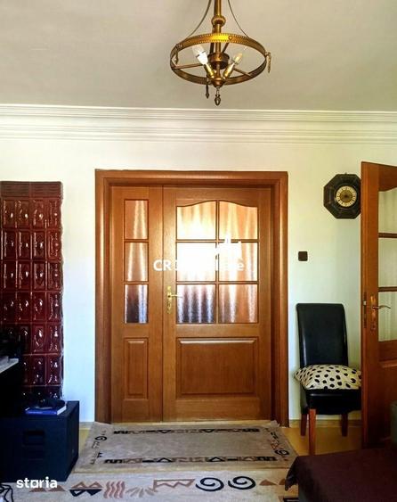 Apartament cu 4 camere decomandat în Aviatorilor