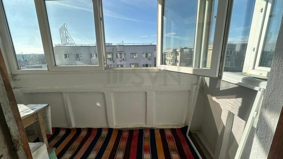 Apartament cu 3 camere decomandat în Aviației