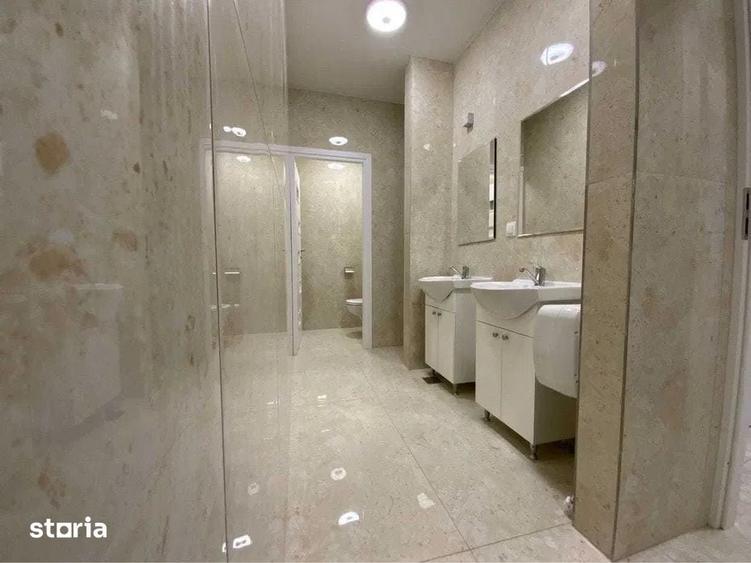 Spațiu comercial, de 95 mp, în Central
