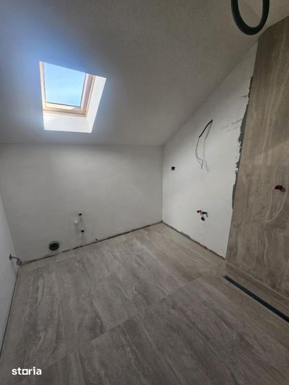 Casă cu 4 camere cu Teren 376 Mp în Curtea de Argeș
