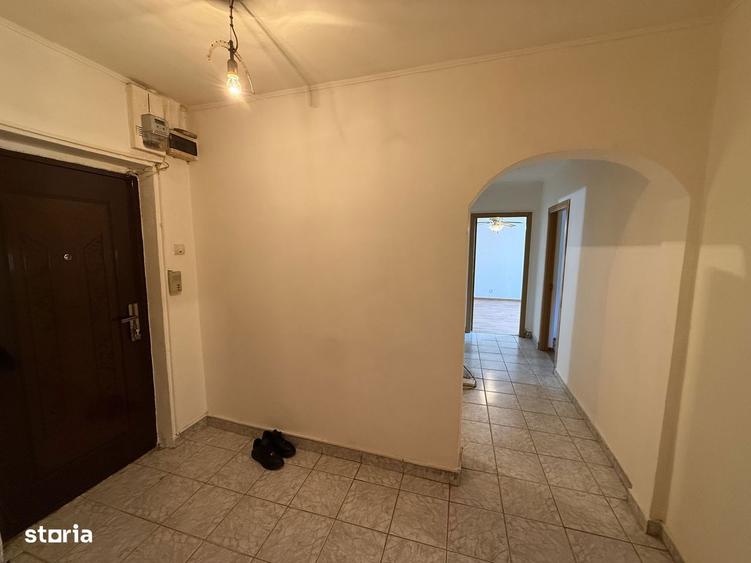 Apartament cu 2 camere decomandat, mobilat în Moinești
