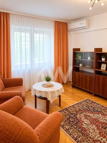Apartament cu 3 camere decomandat, mobilat în Centru Civic