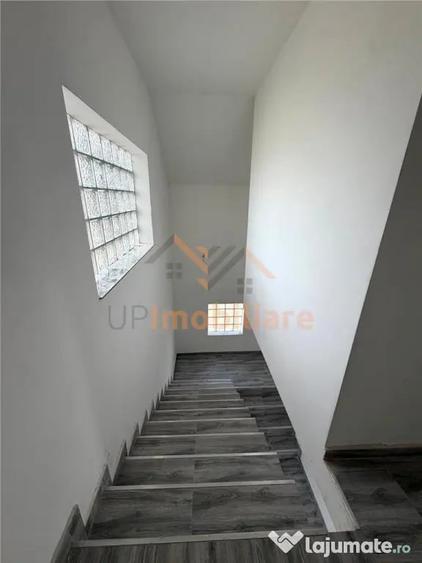 Casă cu 4 camere cu Teren 1439 Mp în Inand