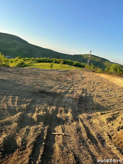 Teren de 5800 mp, în Central