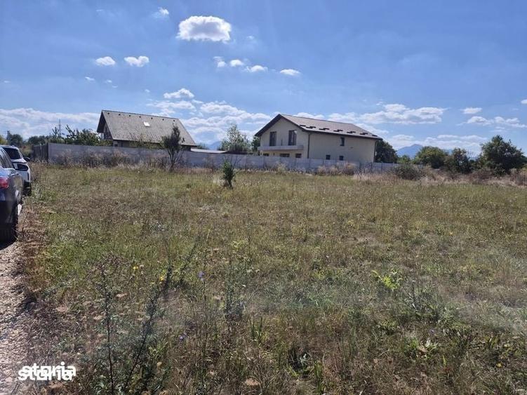 Teren de 1000 mp, în Hărman