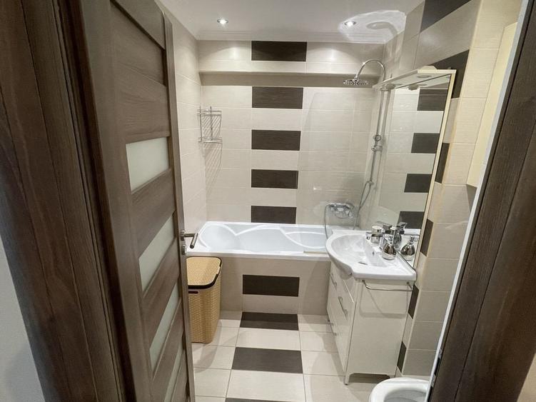 Apartament cu 2 camere decomandat în Decebal
