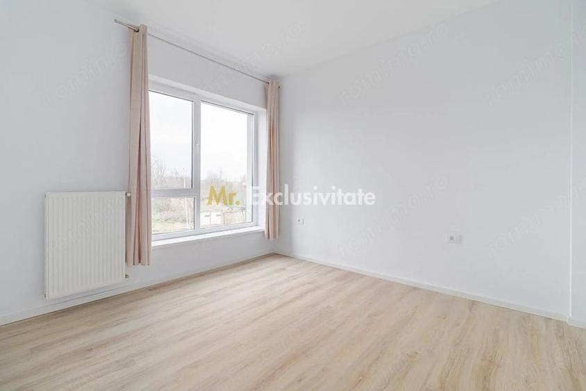 Apartament cu 3 camere semidecomandat în 1 Decembrie