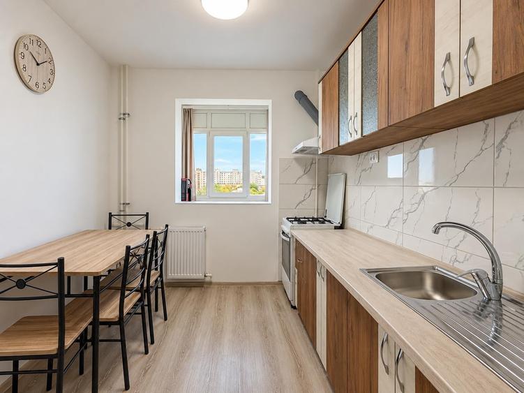 Apartament cu 3 camere decomandat, mobilat în Dristor