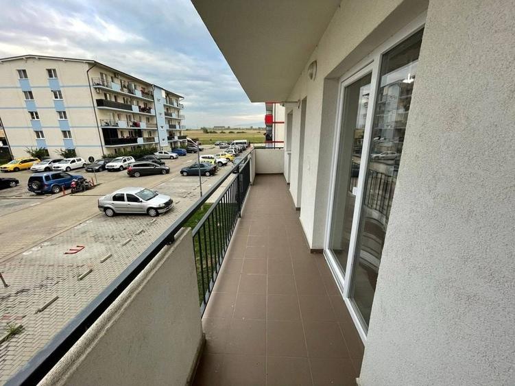 Apartament cu 2 camere semidecomandat în Lotrioara