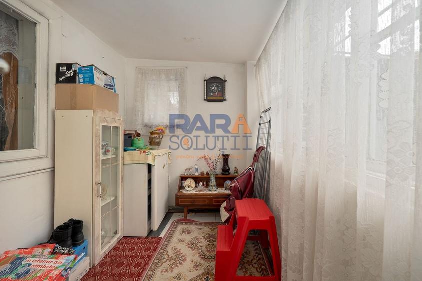Casă individuală cu 3 camere cu Canalizare în Nord