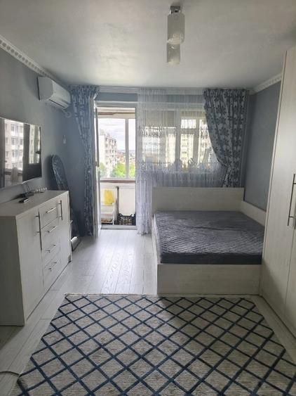 Apartament cu 3 camere decomandat în Pantelimon
