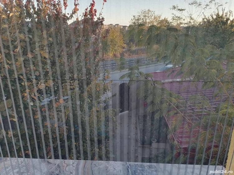 Casă cu 6 camere în Central