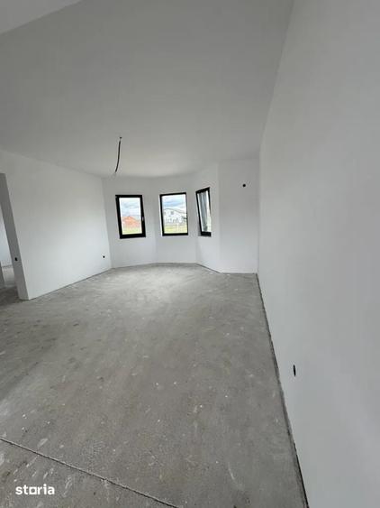 Casă cu 3 camere cu Teren 650 Mp în Odoreu