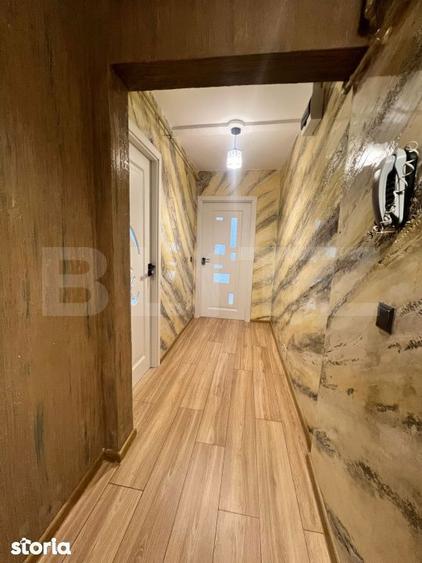 Apartament cu 3 camere semidecomandat în Central