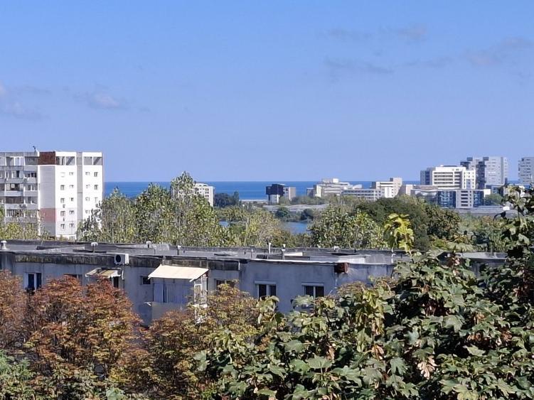 Apartament cu 2 camere semidecomandat în Tomis Nord