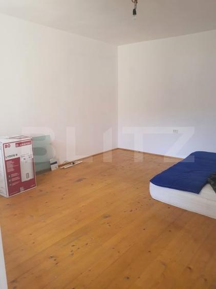Casă individuală cu 4 camere cu Teren 1000 Mp în Exterior Sud