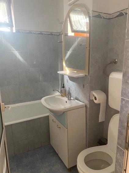 Apartament cu 2 camere decomandat în Precista
