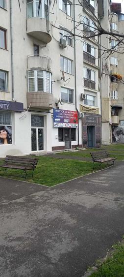 Spațiu comercial, de 41 mp, în Micro 12