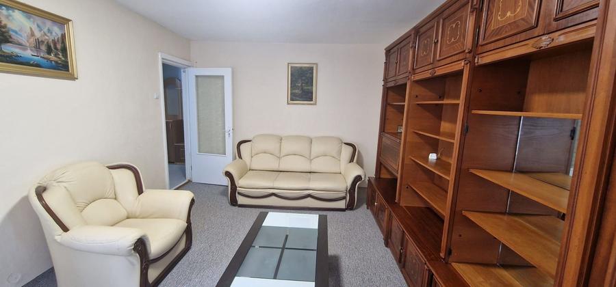 Apartament cu 2 camere decomandat, mobilat în Anda