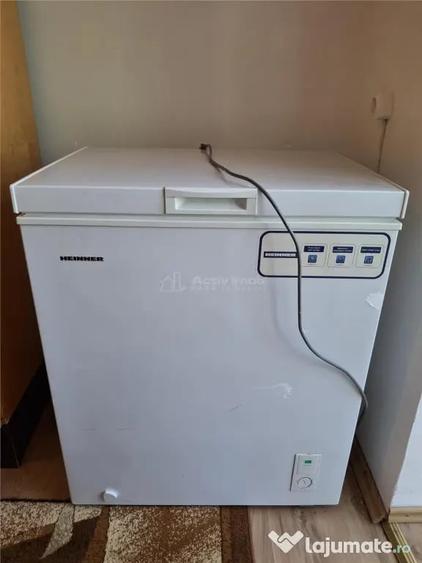 Apartament cu 3 camere semidecomandat în Micro III