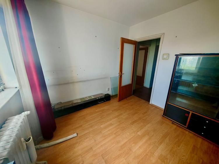 Apartament cu 4 camere decomandat, mobilat în Obor
