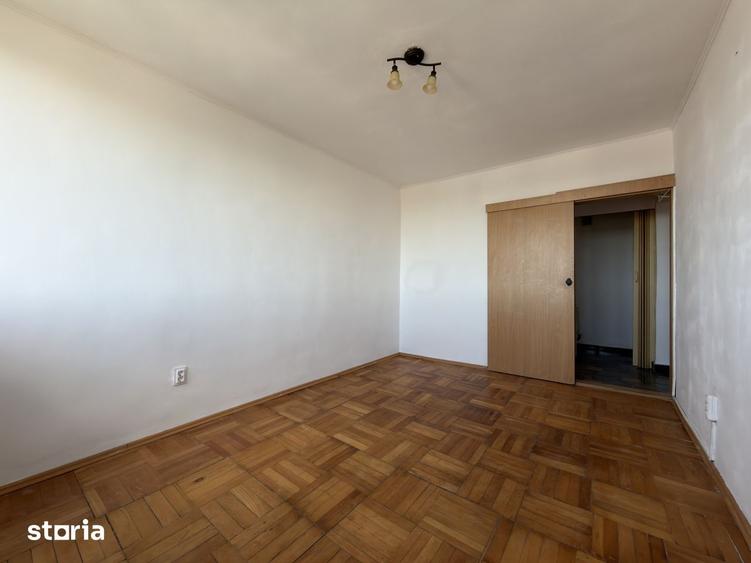Apartament cu 3 camere decomandat în Șagului
