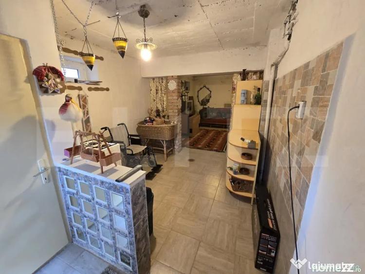 Casă cu 6 camere cu Teren 327 Mp în Central