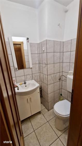 Apartament cu 3 camere decomandat în Sud